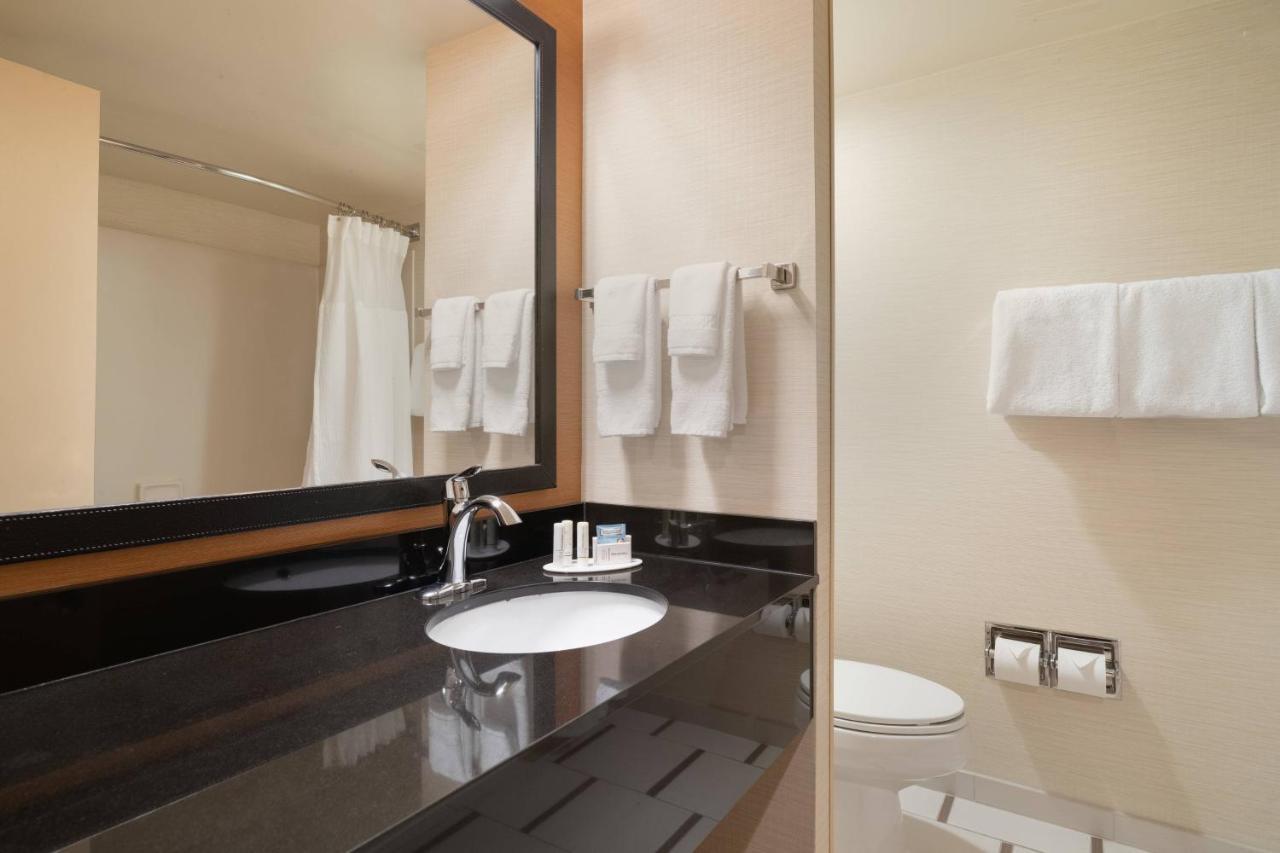 Fairfield Inn By Marriott Лорел Экстерьер фото