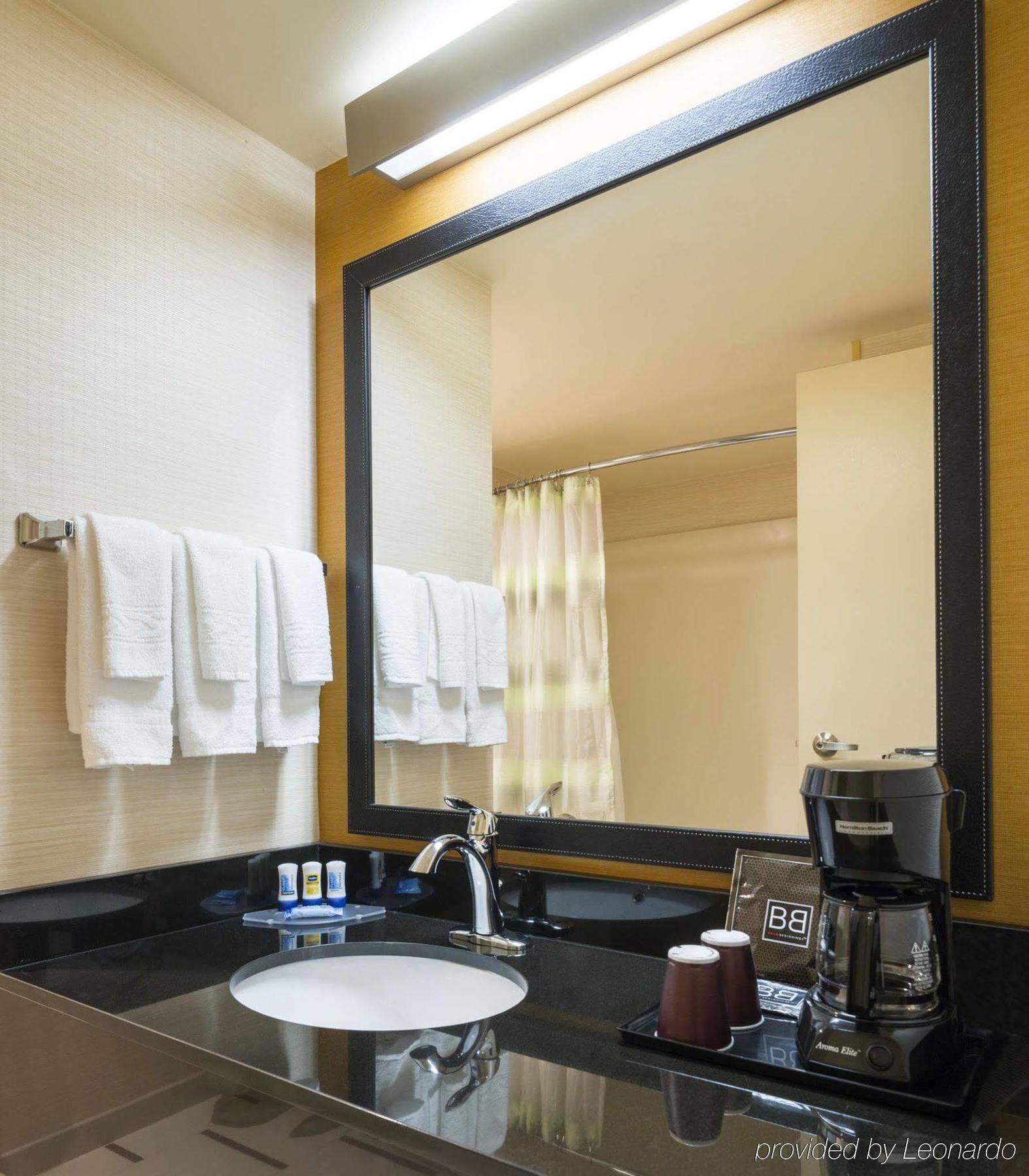 Fairfield Inn By Marriott Лорел Экстерьер фото