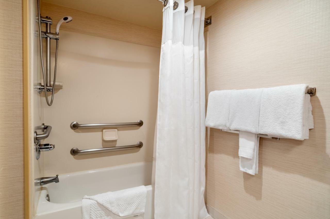Fairfield Inn By Marriott Лорел Экстерьер фото